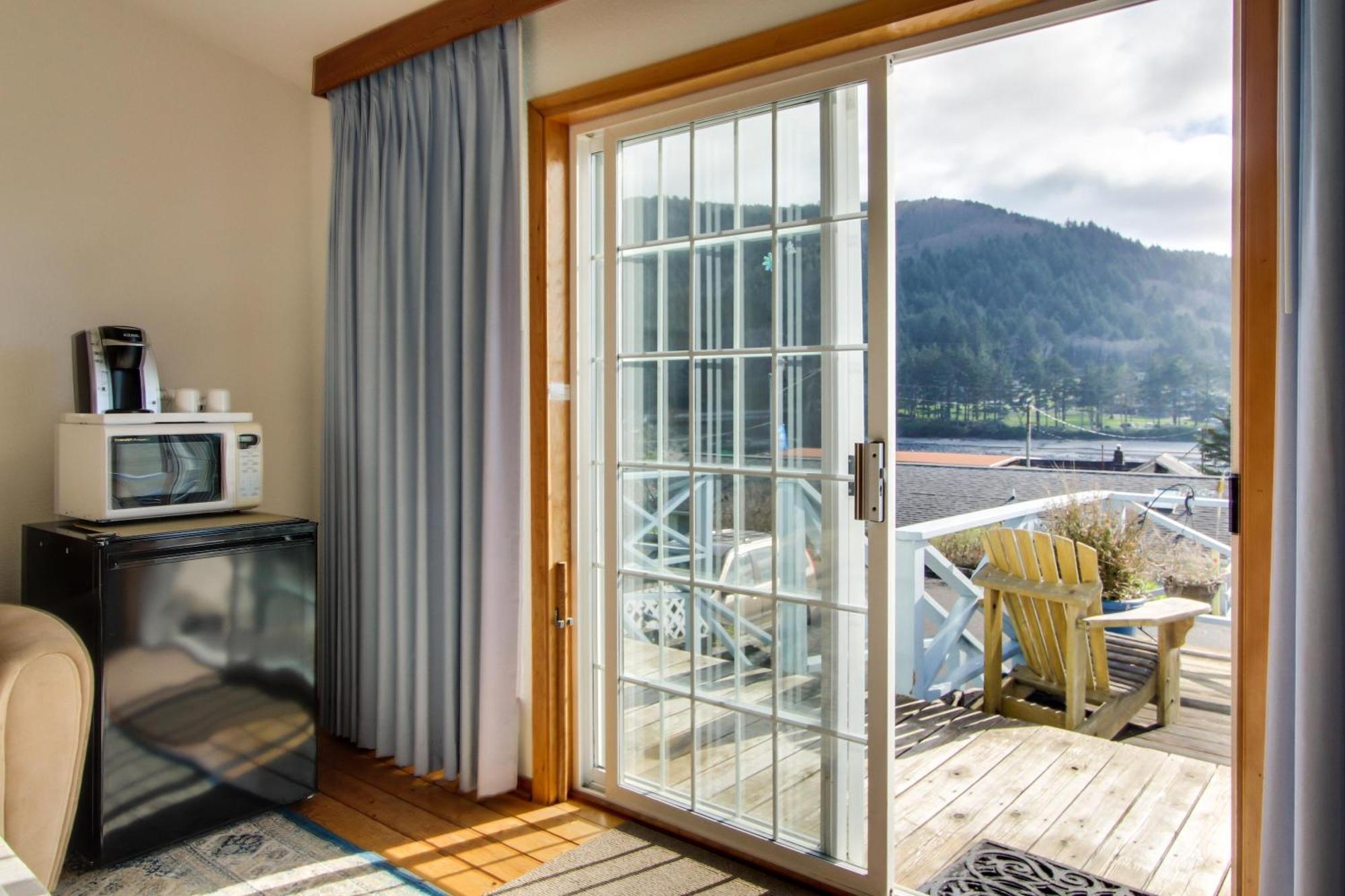 Ocean Cove Inn Yachats Bagian luar foto
