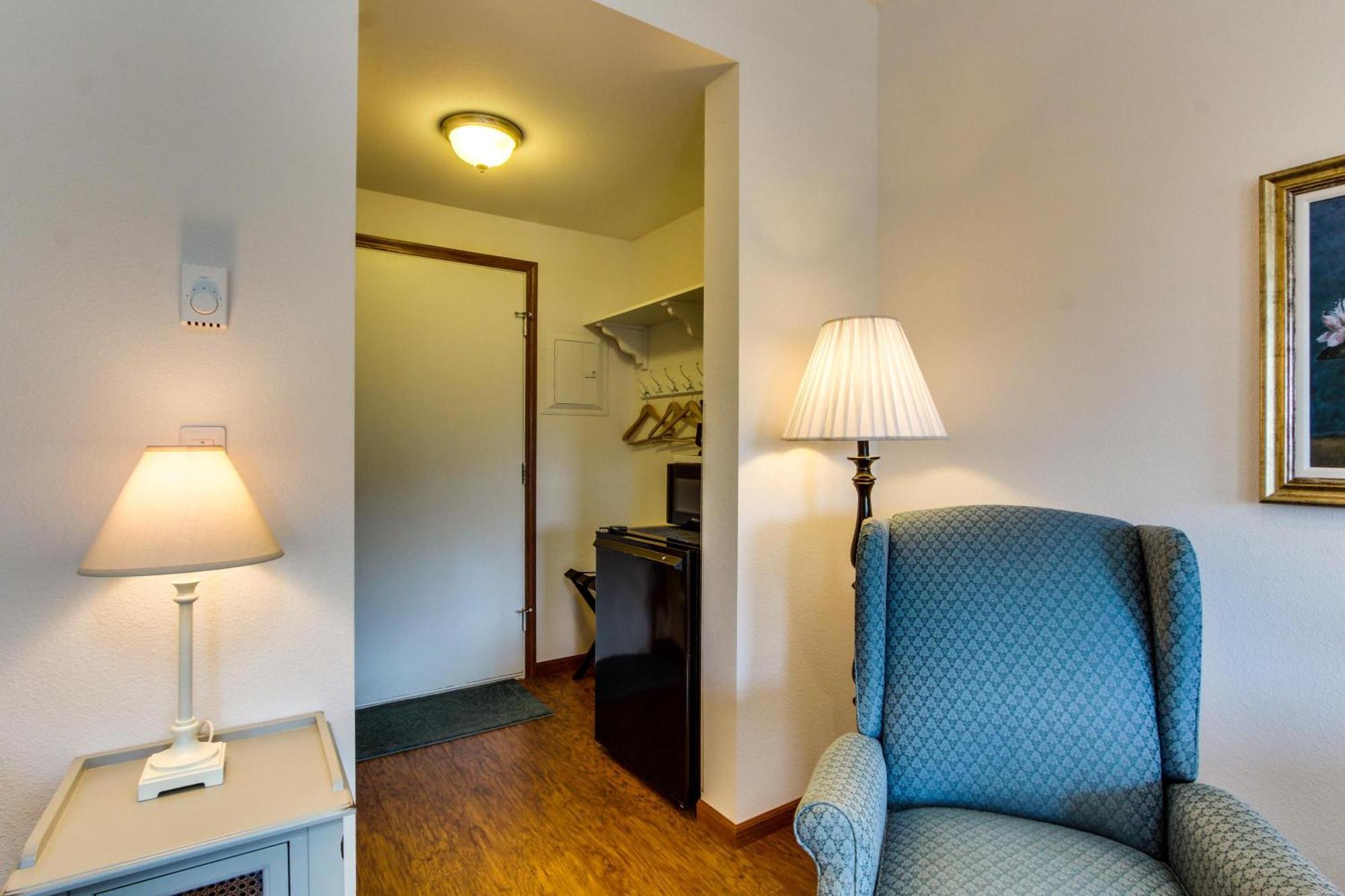 Ocean Cove Inn Yachats Bagian luar foto