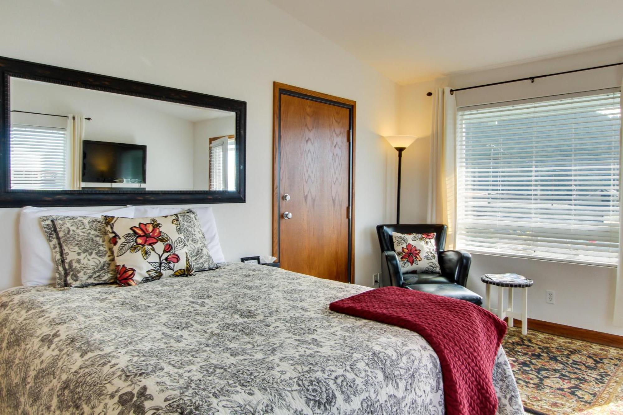 Ocean Cove Inn Yachats Bagian luar foto