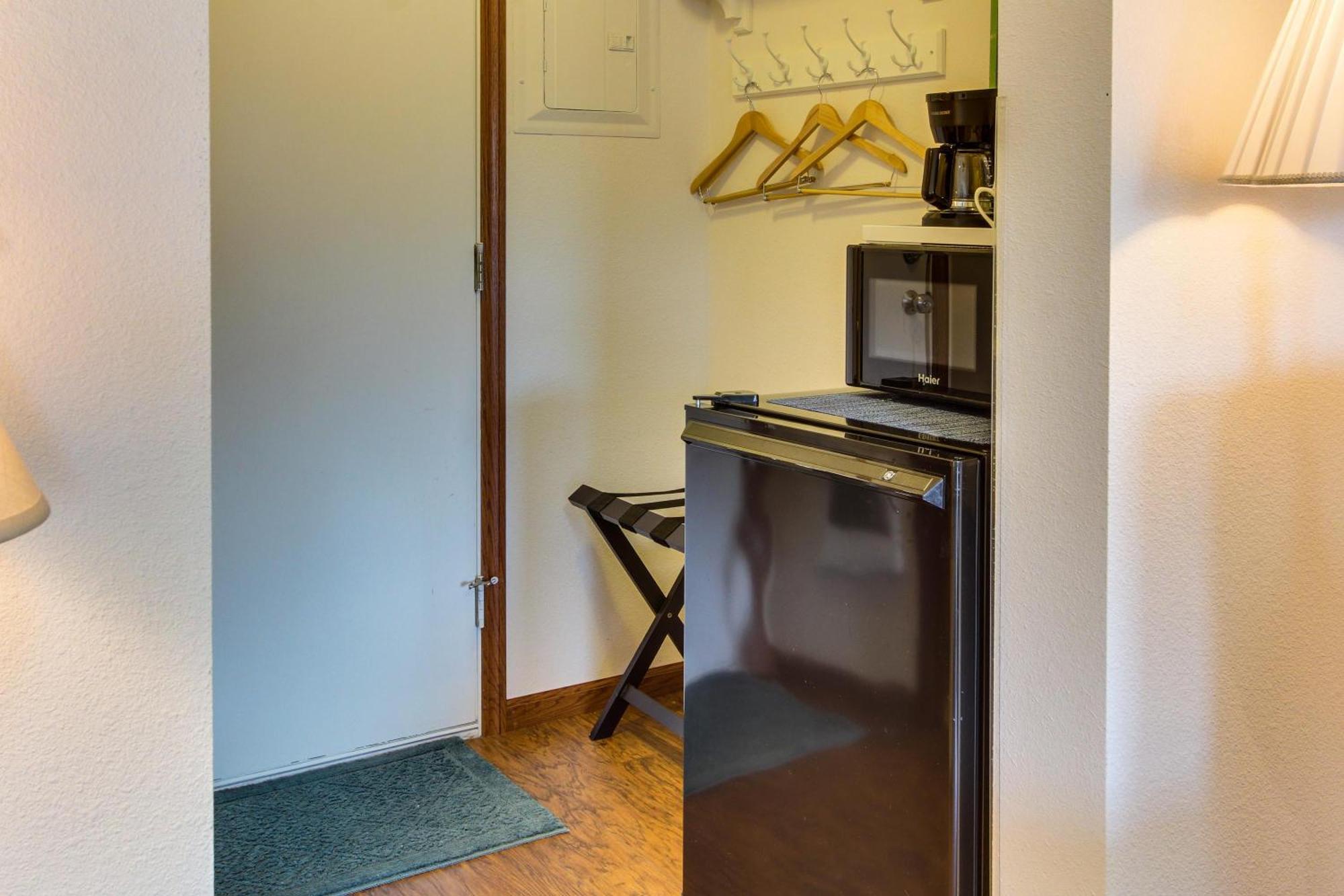 Ocean Cove Inn Yachats Bagian luar foto
