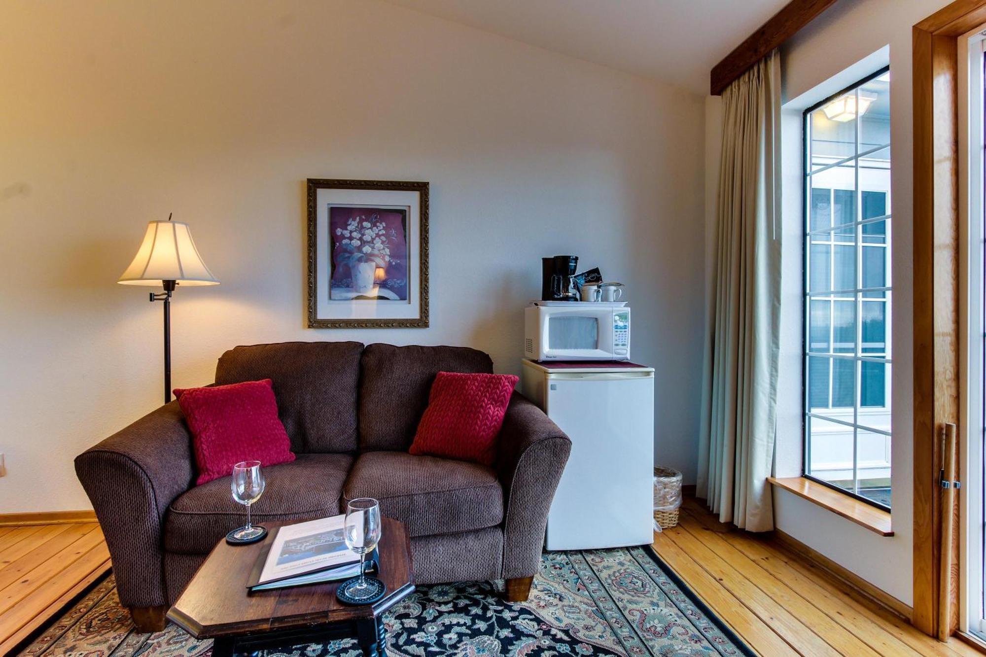 Ocean Cove Inn Yachats Bagian luar foto