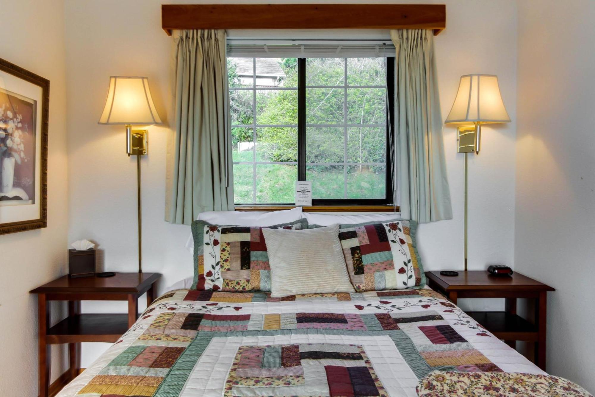 Ocean Cove Inn Yachats Bagian luar foto