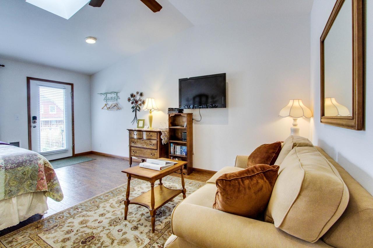 Ocean Cove Inn Yachats Bagian luar foto